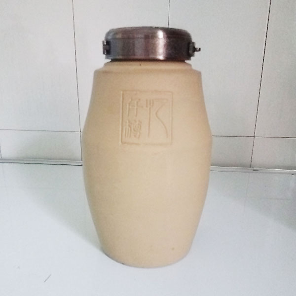 優(yōu)質陶瓷素燒瓶生產廠家